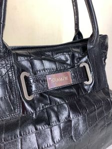 SSAMZIE Vintage Black Croc-Embossed Shoulder Bag