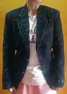 Stylish Velvet Blazer