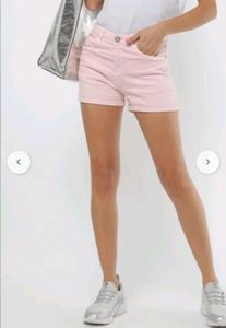 ONLY Branded Shorts