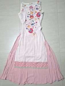 Elegant Floral Print Kurta Set
