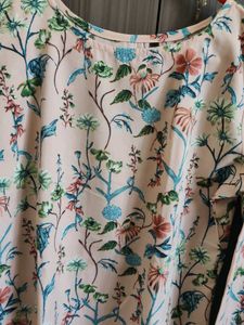 Floral Print 3/4 Sleeve Top