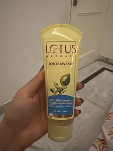Lotus Herbals Jojobawash Face Wash