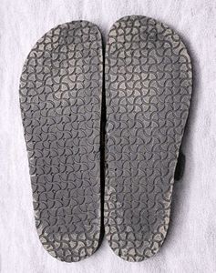Zudio Embroidered Double Strap leather Slides