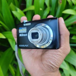 NIKON COOLPIX A100 Digital Camera