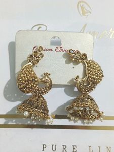 Earings