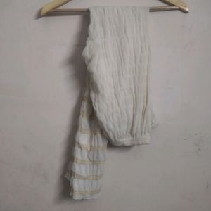 Designer Leggings With Golden Detailing