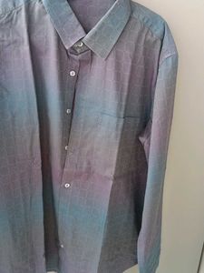 Men's Short Sleeve Button-Up Shirt
