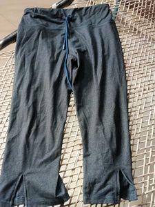 Activewear Capri Pants