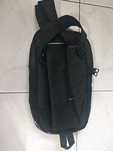 Crossbody Shoulder bag /Messenger ba