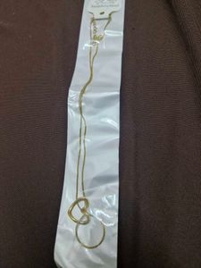 Gold Heart &amp; Circle Pendant Necklace- brand new