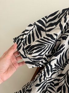 Stylish Leaf Print Puff Sleeve Top