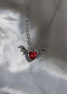 Cute Bat Heart Necklace Set