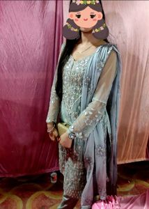 beautiful party wear suit
