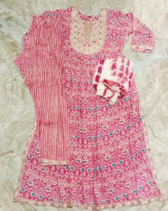 Nayra Cut Suit Set