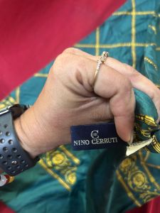 Elegant Green Scarf with Gold Pattern