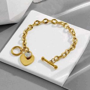 Anti-tarnish Chunky Heart Gold Bracelet