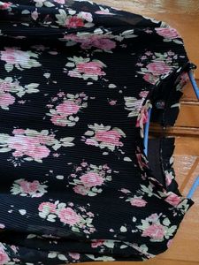 Elegant Black Floral Print Kurta