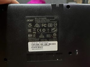 Acer Aspire ES1