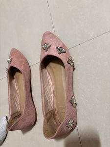 Diamond studded ballerinas