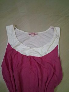 Chic Pink &amp; White Sleeveless Top