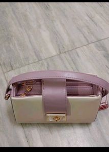 Chic Cream &amp; Lilac Handbag