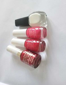4- Combo Nail Polish Set 💅