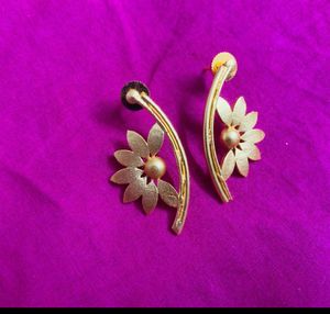 Unique Gold Flower Drop Earrings