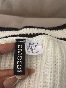 cute beige h&amp;m vest for winters