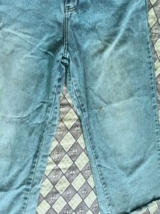 Stylish Women's Light Blue Denim Jeans