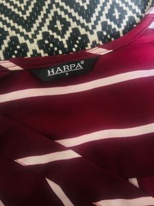 (Fits 32-34) Maroon Striped V-Neck Top ❤️