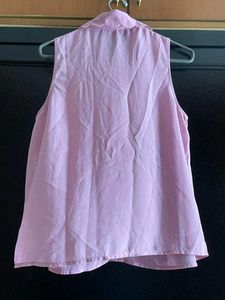 🌸 Pretty Pink Sleeveless Shirt – Chic &amp; Elegant L