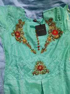 Very Beautiful Seagreen Front Slit Gawn