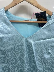 Stylish Light Blue Leopard Print Top