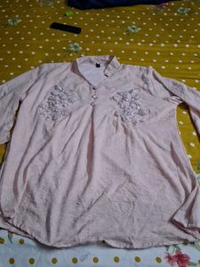 Elegant Pink Kurta with Embellishments