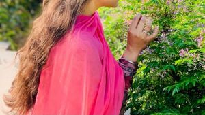 Floral Print Kurta Set with Dupatta