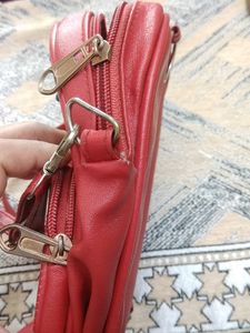 Sling Bag Cum Back Pack