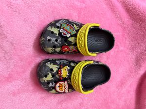 Cute dinosaur print Crocs imported C9