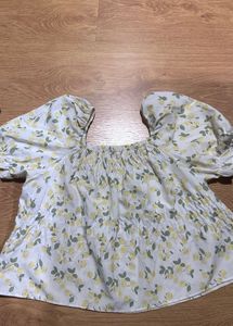 Floral Puff Sleeve Top