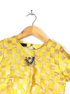 Green&amp;Yellow Embroided Ethnic Wear Set(Girl’s)