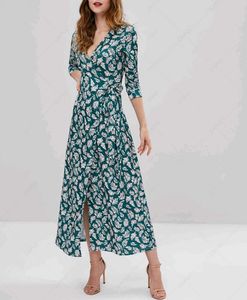 ✨Elegant Green Leaf Print Wrap Dress✨