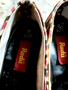 Beautiful Sandals For Girls
