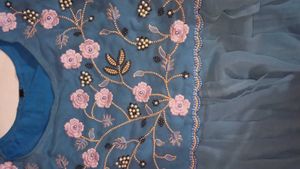 It's a pretty three piece kurta sets