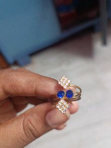Stunning Blue &amp; White Stone Jewellery Set