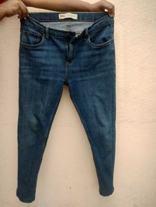 👖Levi's Versatile Navy Denim