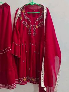 Stunning rose pink Embroidered Kurta Set
