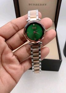 Elegant women Dior Watch