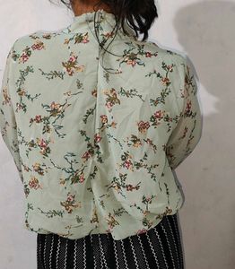 Korean Top