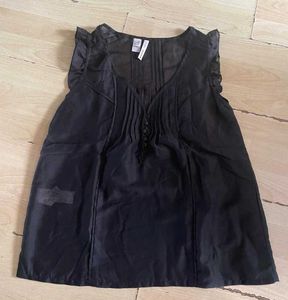 ✨ Black Ruffle Sleeve Pleated Top ✨