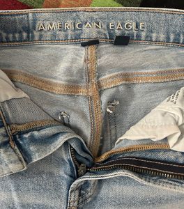 AMERICAN EAGLE Light Wash straight Denim Jeans