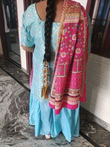 Kurta Set with Dupatta kaliyo plaper
